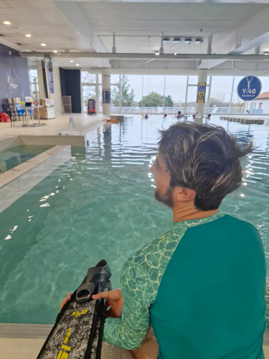 AGUA Long Sleeve Lycra T-shirt